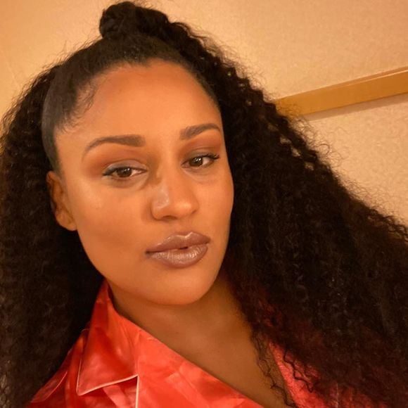 Meet your Posher, Sheila - Picture 1 of 1